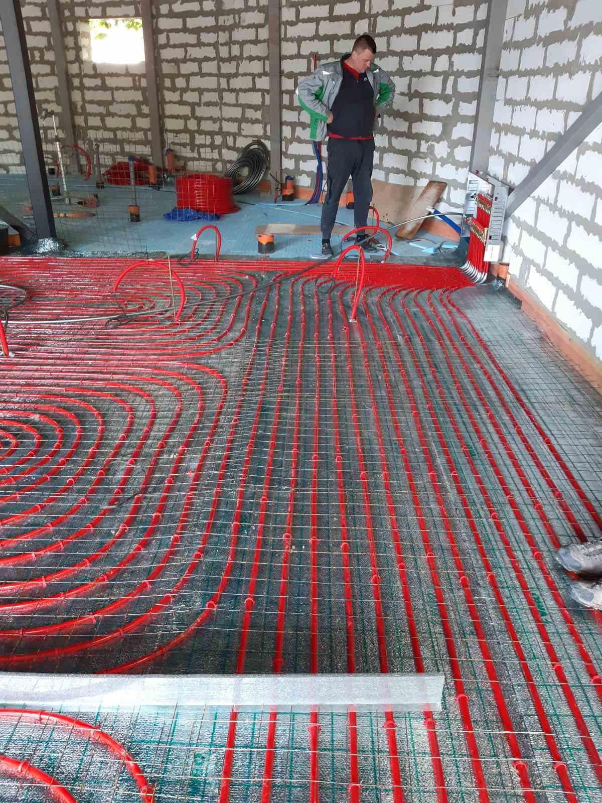 Floor heating piping installation